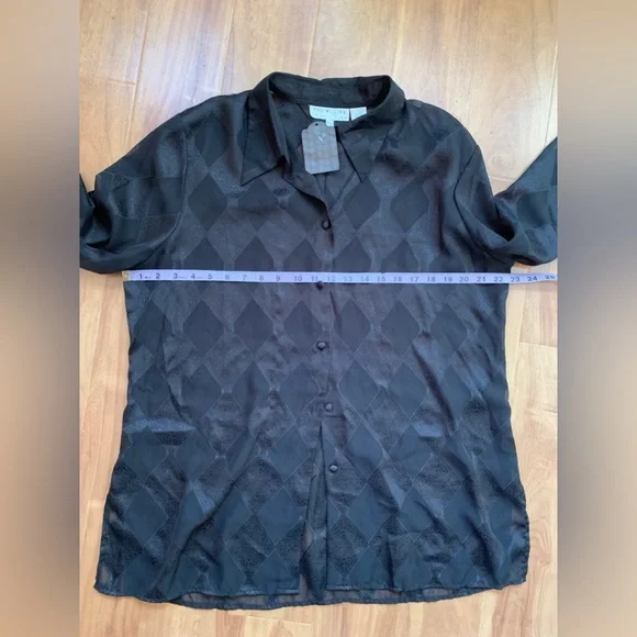 Vintage 'The Work Connection' Black Sheer Diamond Pattern Button Up Blouse - Picture 4 of 10